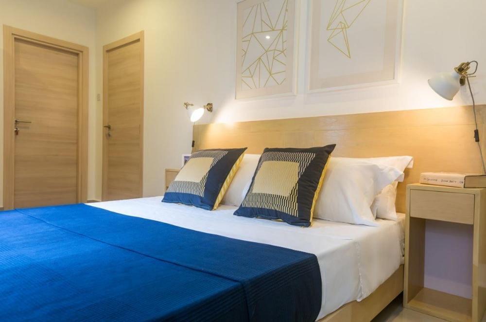 The Gallery Luxury Apartments Akra Dış mekan fotoğraf